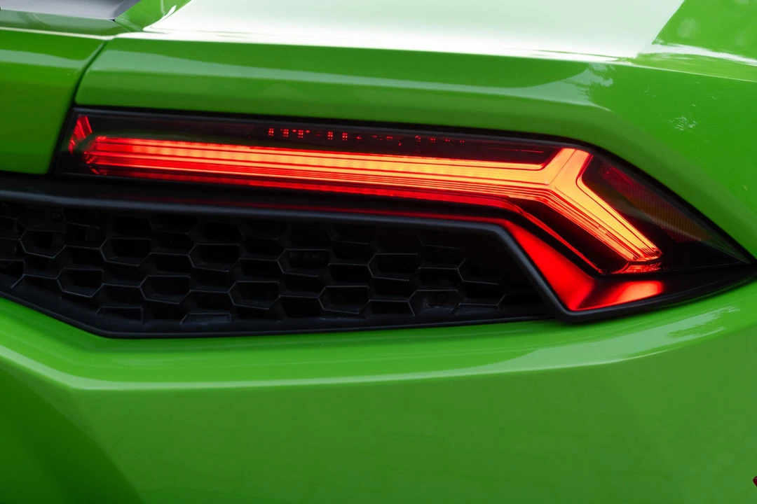 2016 Lamborghini Huracan LP610-4 - Image 30 of 31