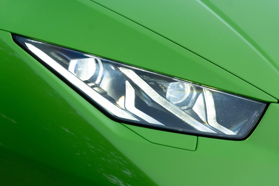 2016 Lamborghini Huracan LP610-4 - Image 11 of 31