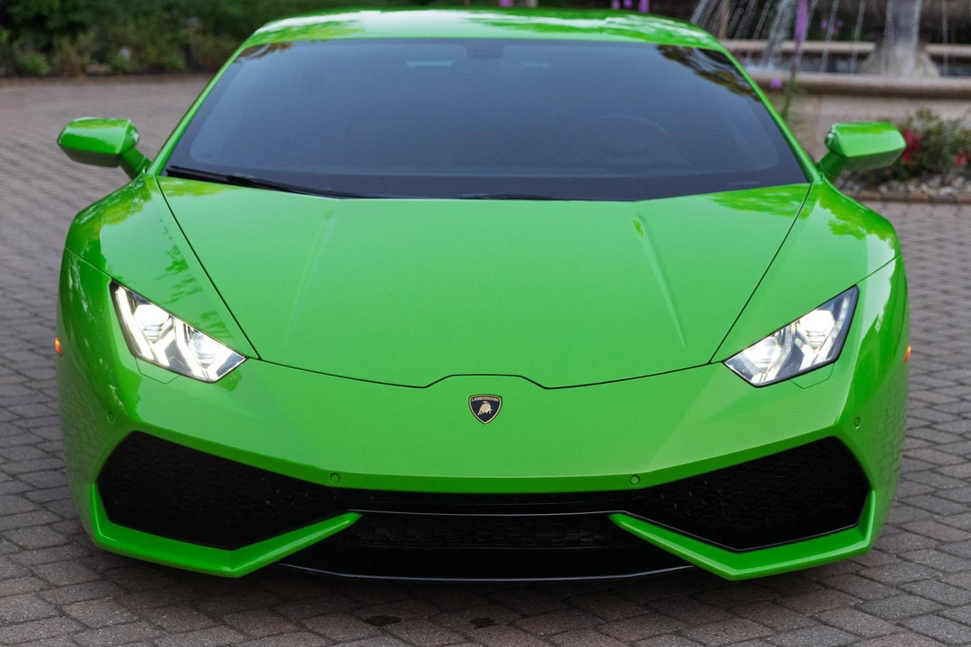 2016 Lamborghini Huracan LP610-4 - Image 2 of 31