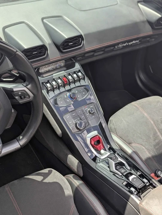 2016 Lamborghini Huracan LP610-4 - Image 4 of 11