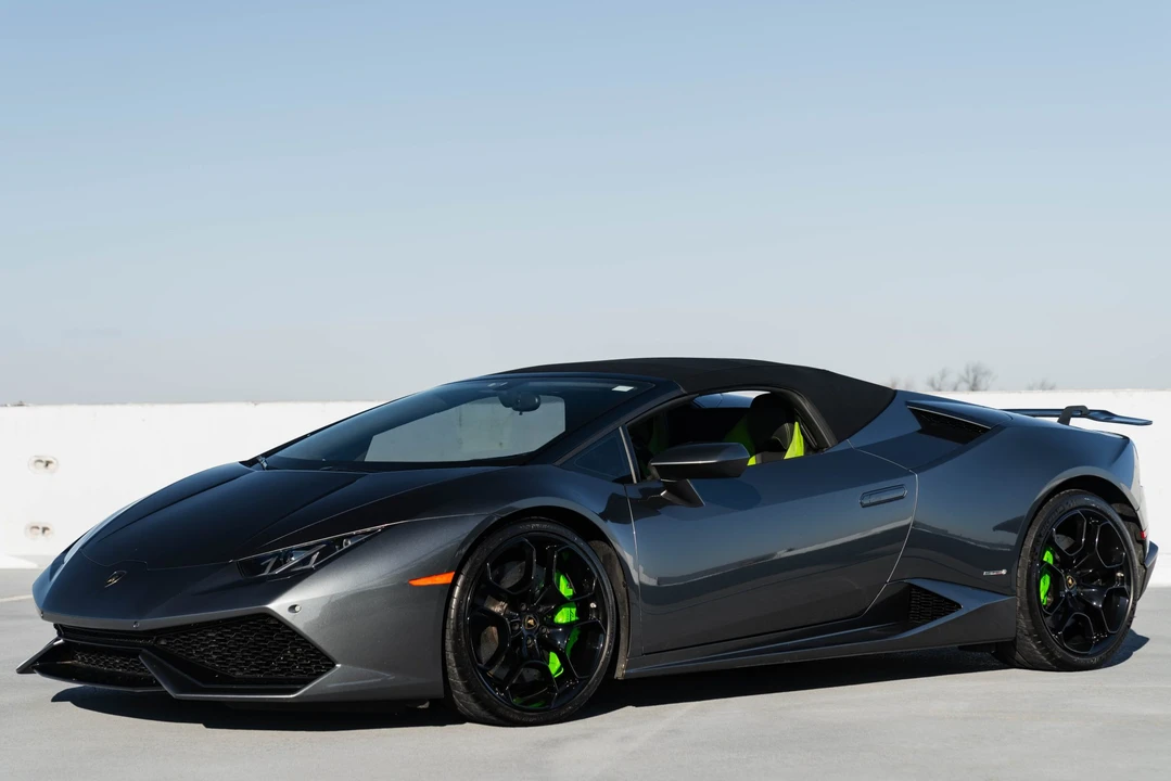 2016 Lamborghini Huracan LP610-4 - Image 10 of 31