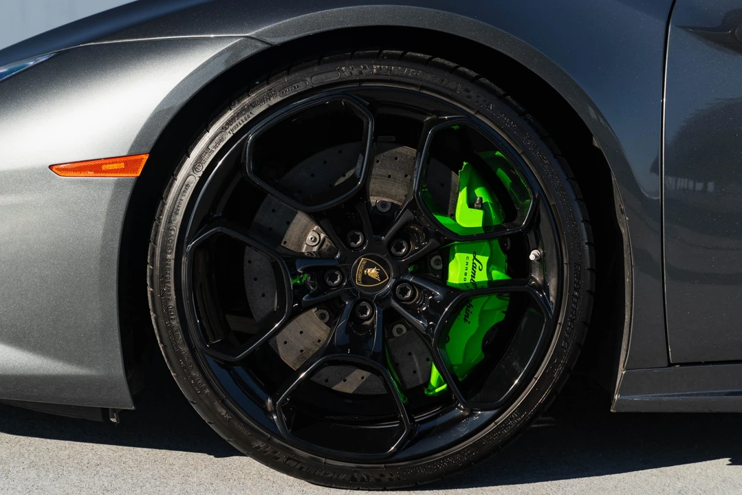 2016 Lamborghini Huracan LP610-4 - Image 25 of 31