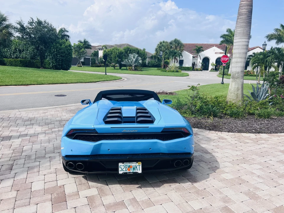 2016 Lamborghini Huracan LP610-4 - Image 8 of 31