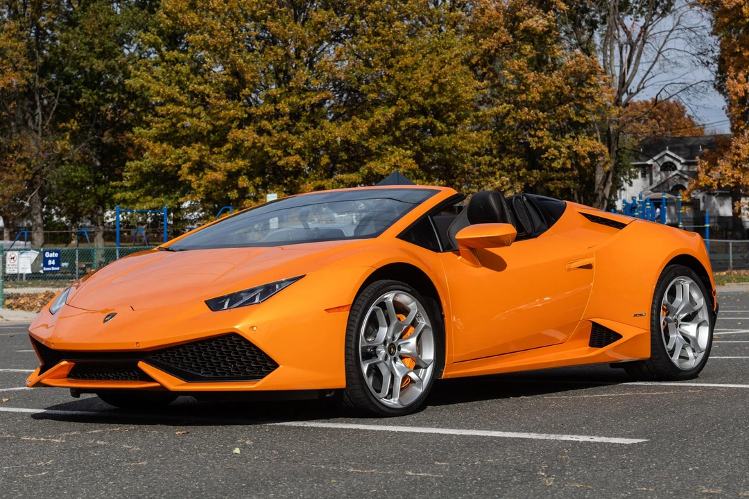 2016 Lamborghini Huracan LP610-4 - Image 8 of 31