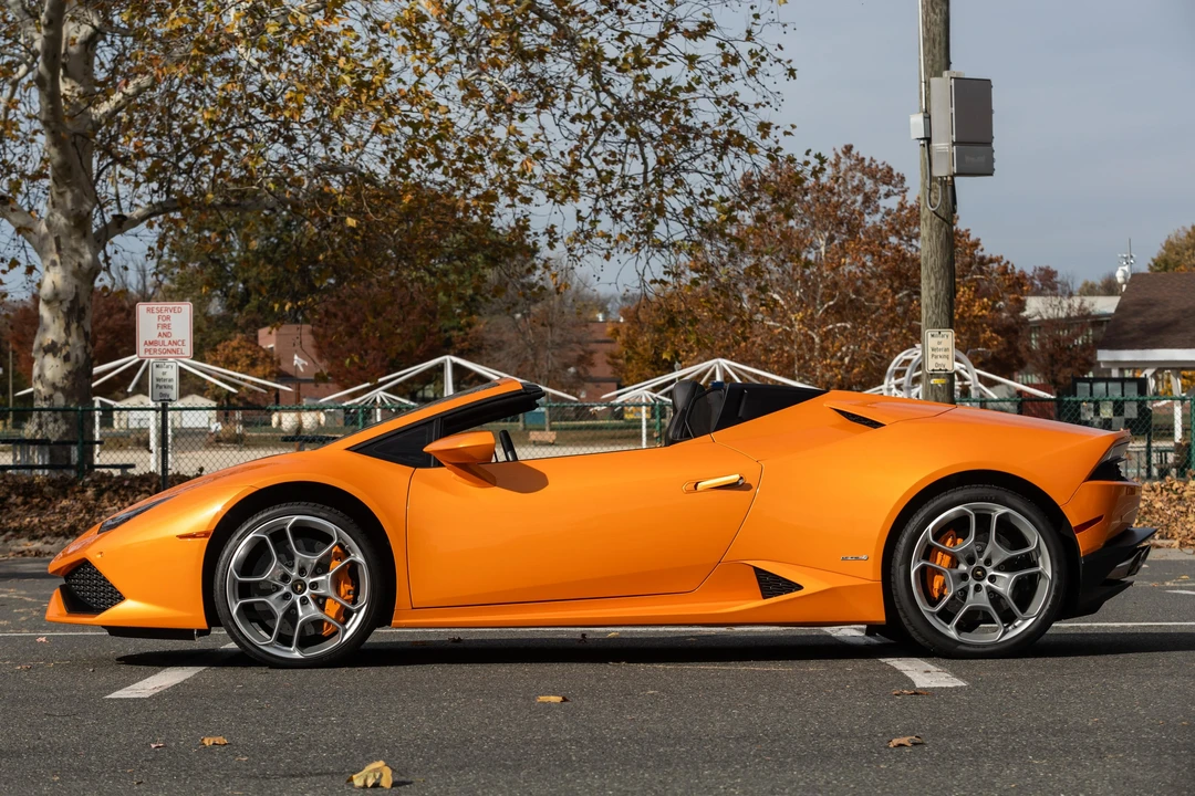 2016 Lamborghini Huracan LP610-4 - Image 9 of 31