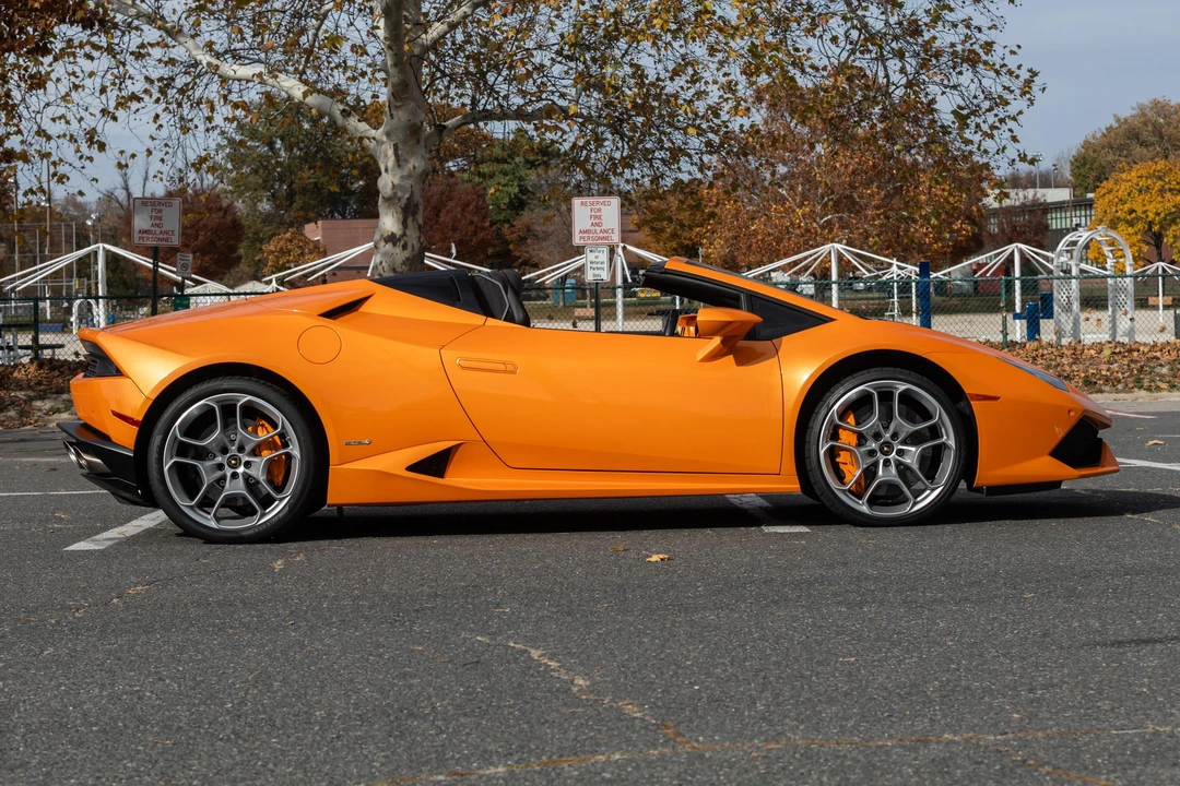 2016 Lamborghini Huracan LP610-4 - Image 12 of 31