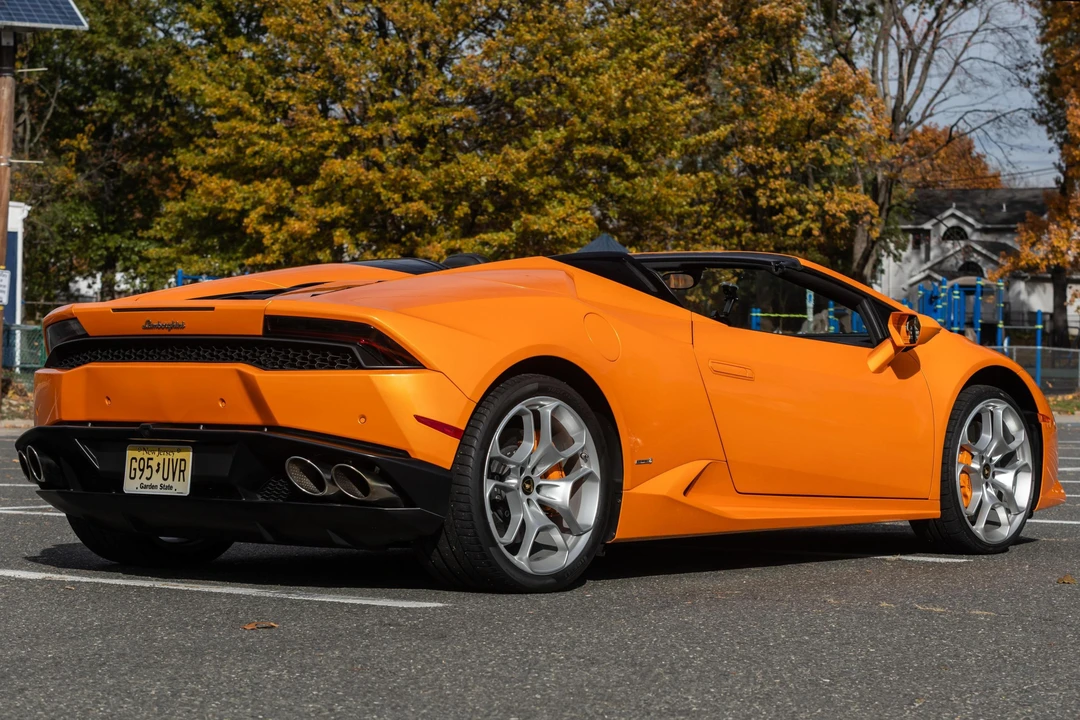 2016 Lamborghini Huracan LP610-4 - Image 4 of 31