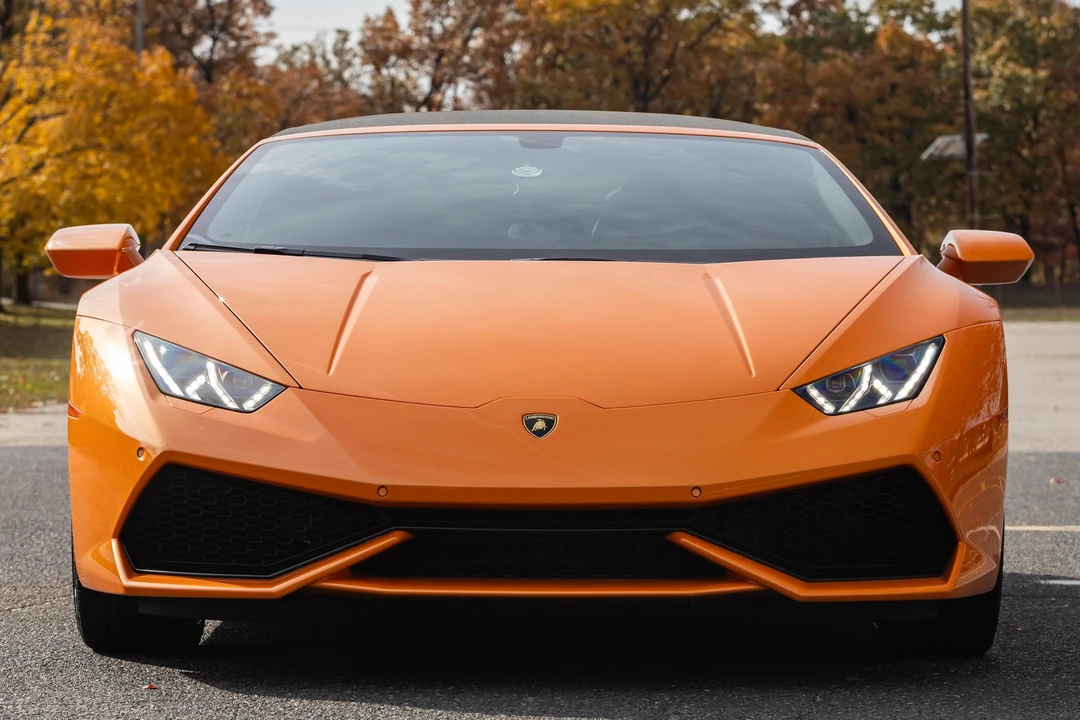 2016 Lamborghini Huracan LP610-4 - Image 2 of 31