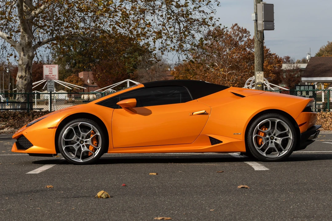 2016 Lamborghini Huracan LP610-4 - Image 3 of 31