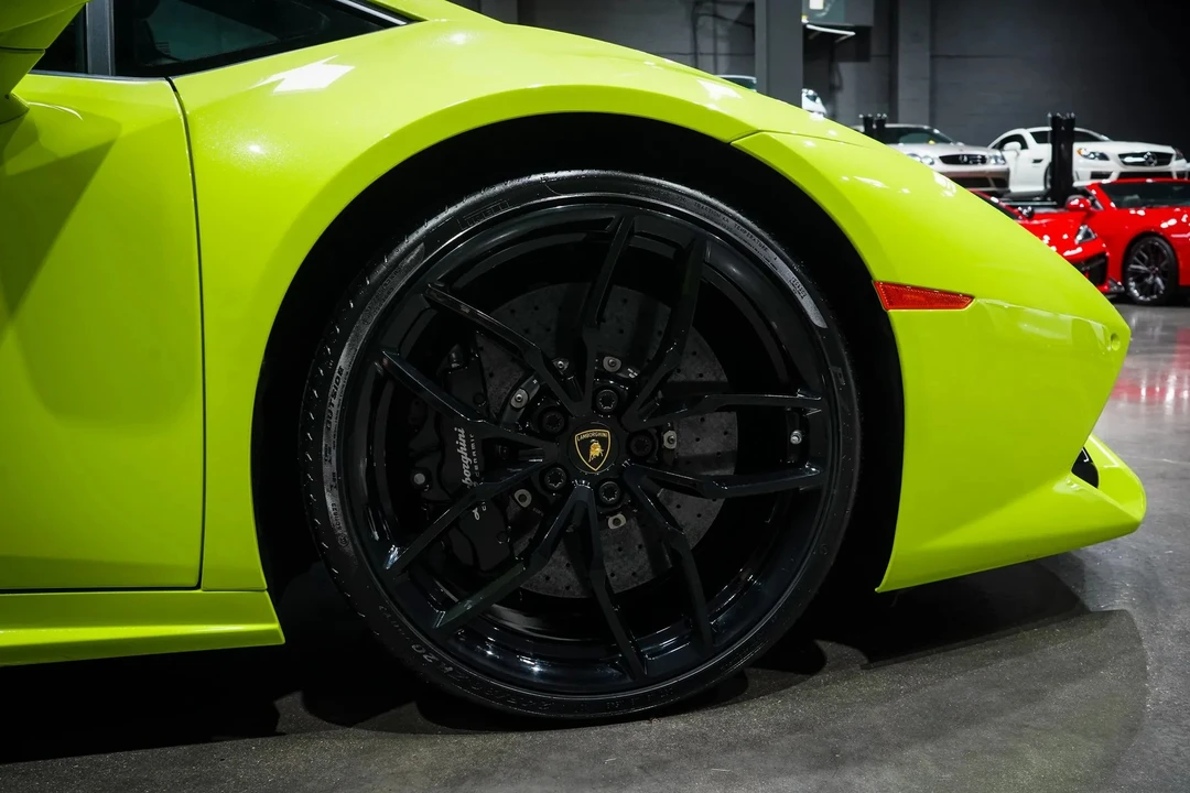 2016 Lamborghini Huracan LP610-4 - Image 22 of 31
