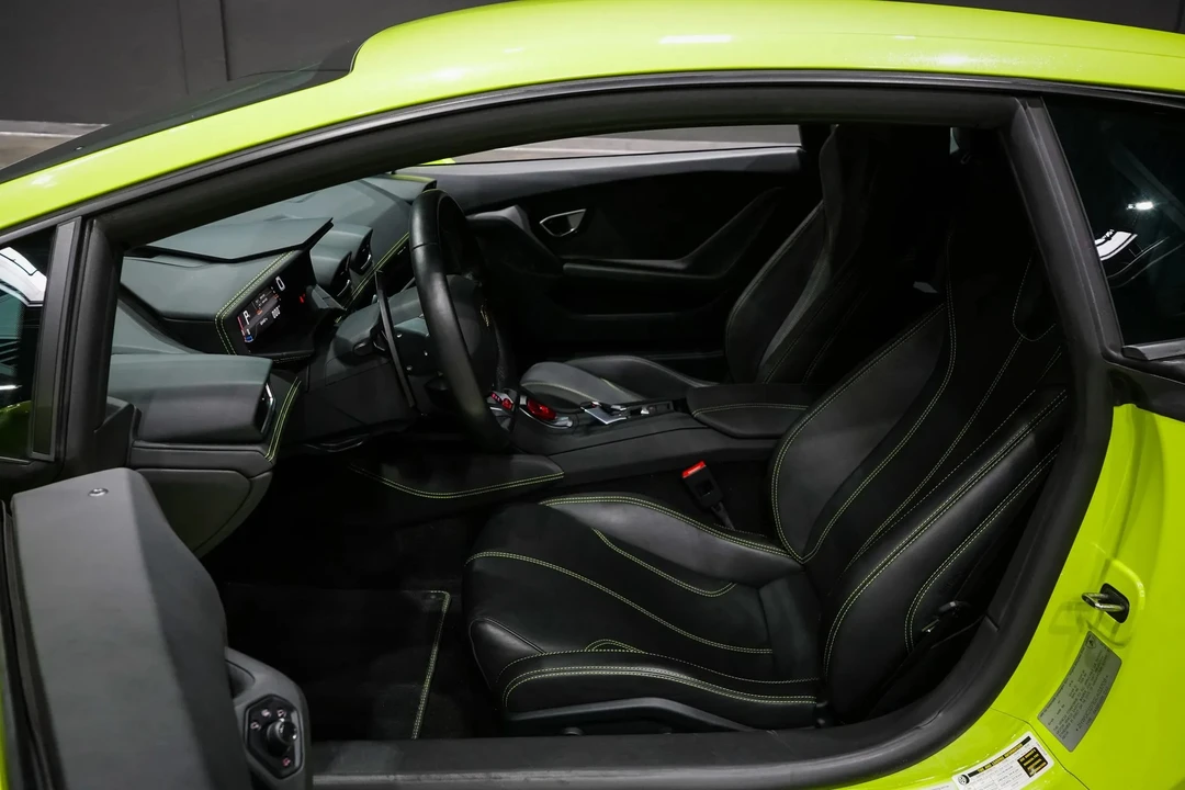 2016 Lamborghini Huracan LP610-4 - Image 27 of 31
