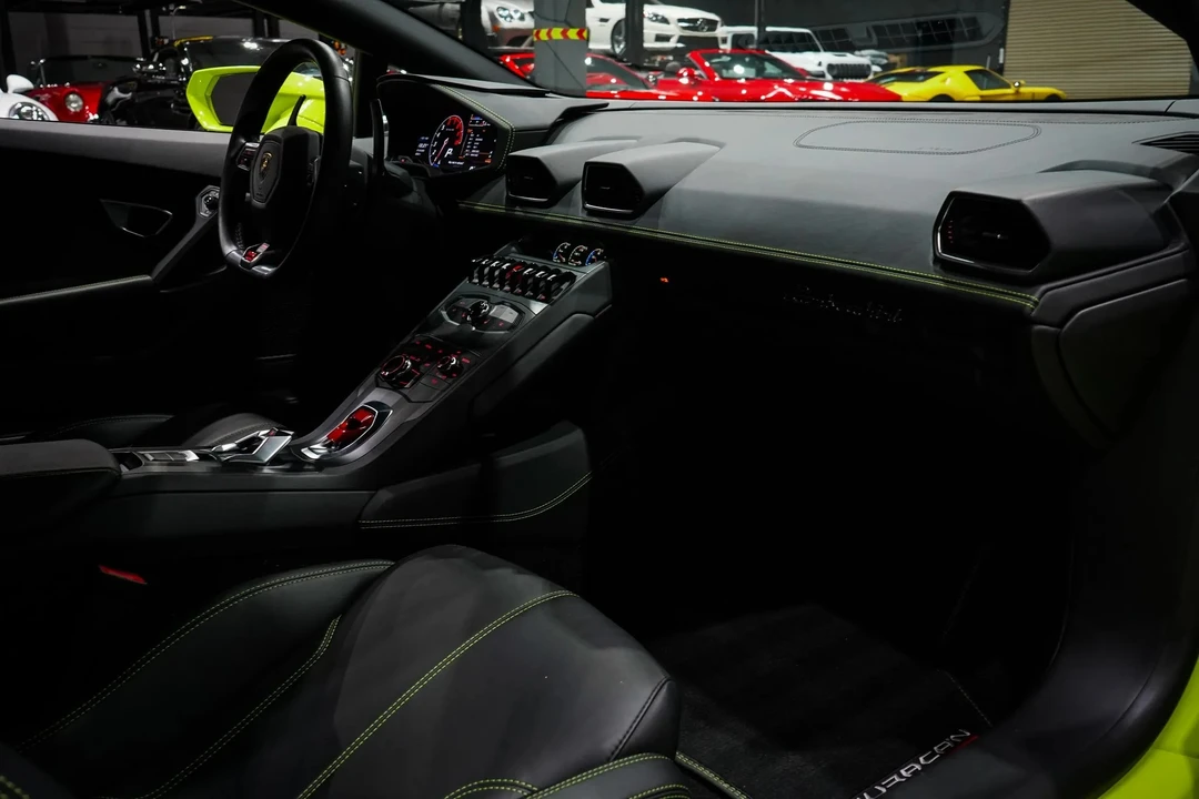 2016 Lamborghini Huracan LP610-4 - Image 29 of 31