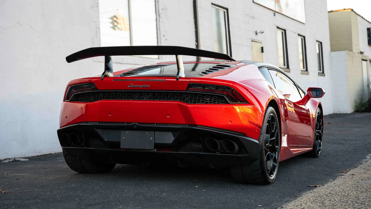 2016 Lamborghini Huracan LP610-4 - Image 12 of 29