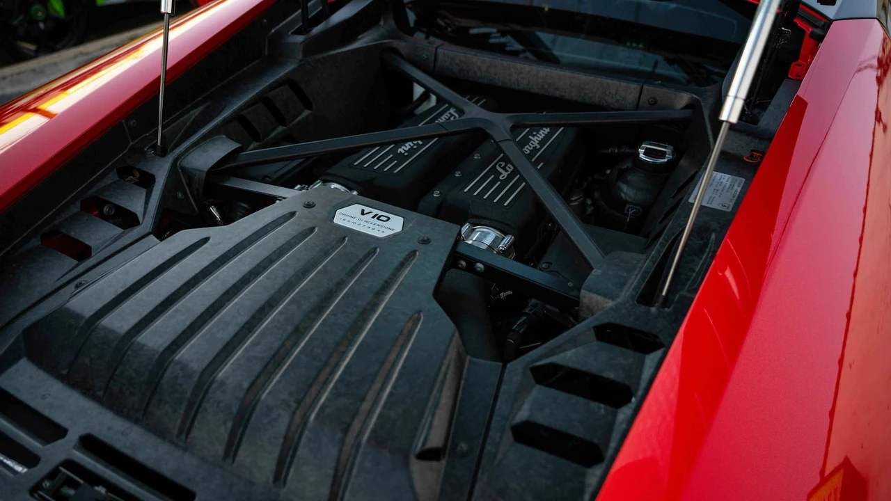 2016 Lamborghini Huracan LP610-4 - Image 20 of 29