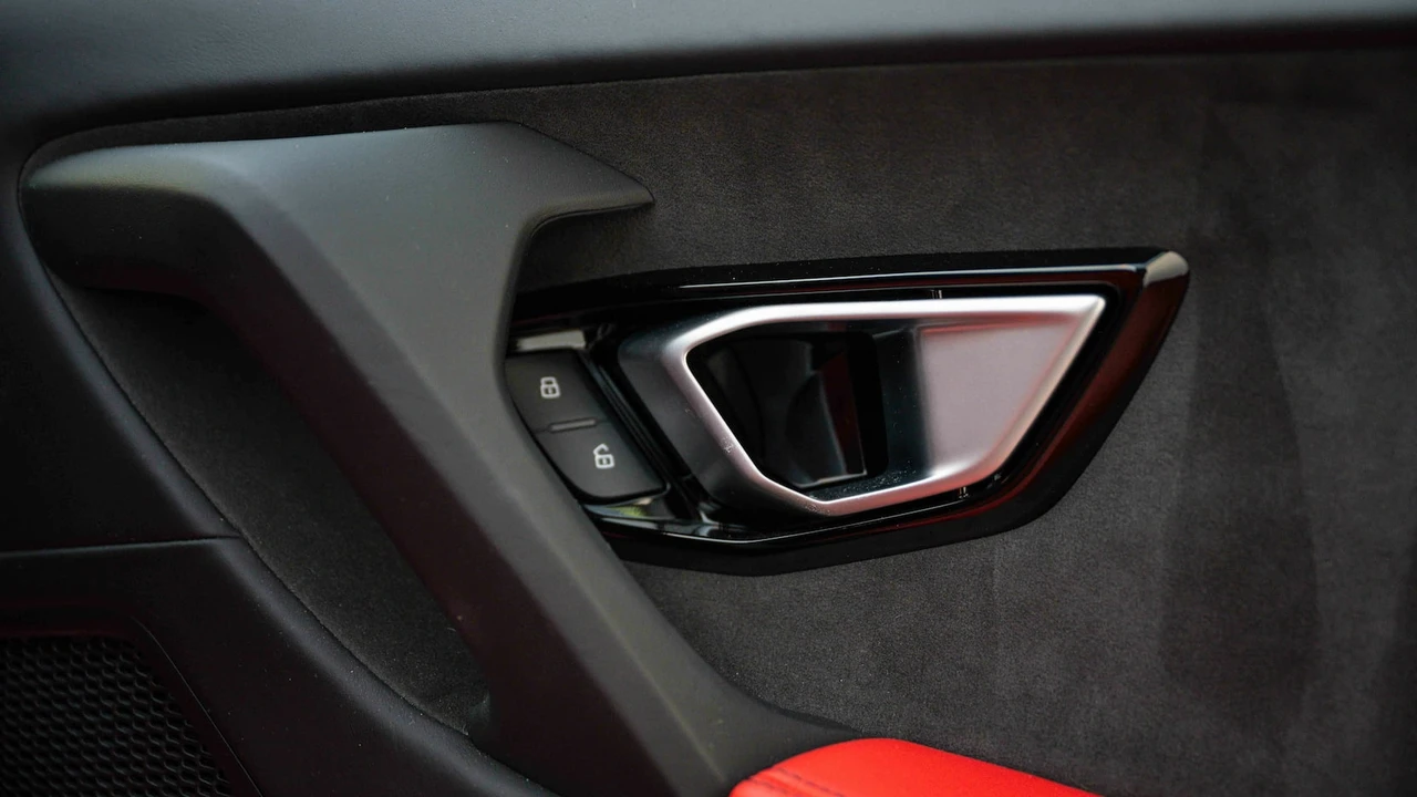 2016 Lamborghini Huracan LP610-4 - Image 27 of 29