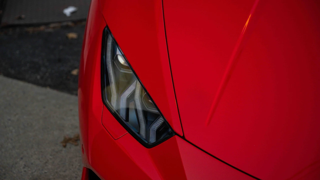 2016 Lamborghini Huracan LP610-4 - Image 7 of 29