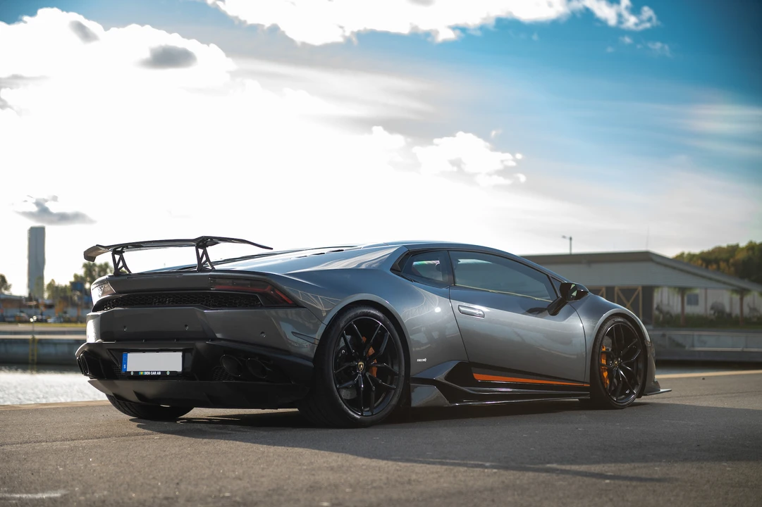 2016 Lamborghini Huracan LP610-4 - Image 13 of 31