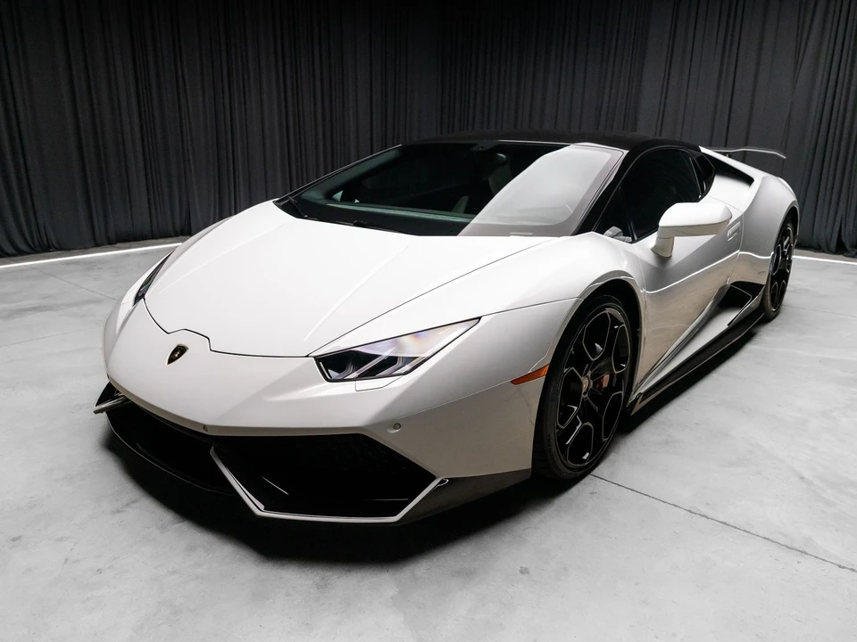 2016 Lamborghini Huracan LP610-4 - Image 11 of 31