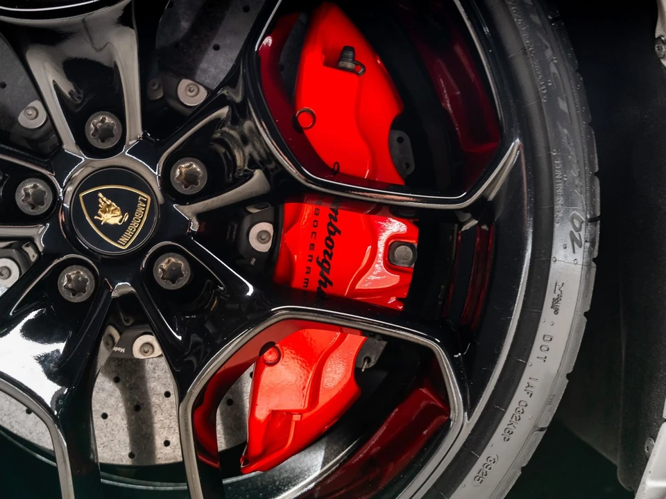 2016 Lamborghini Huracan LP610-4 - Image 28 of 31