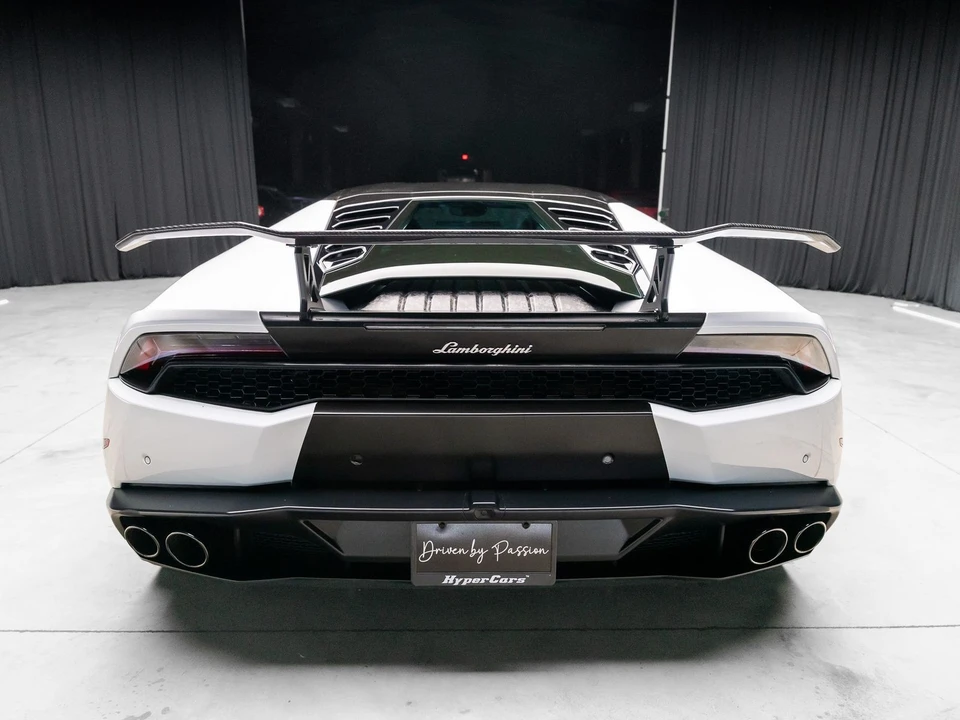 2016 Lamborghini Huracan LP610-4 - Image 14 of 31