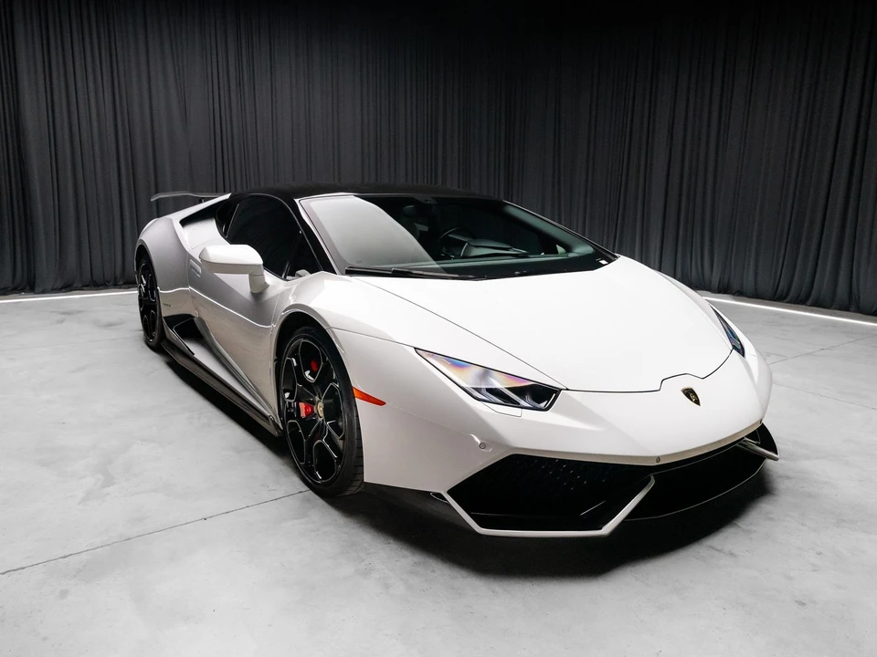 2016 Lamborghini Huracan LP610-4 - Image 9 of 31