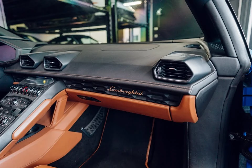 2016 Lamborghini Huracan LP610-4 - Image 14 of 18