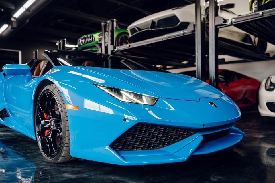 2016 Lamborghini Huracan LP610-4 - Image 2 of 18