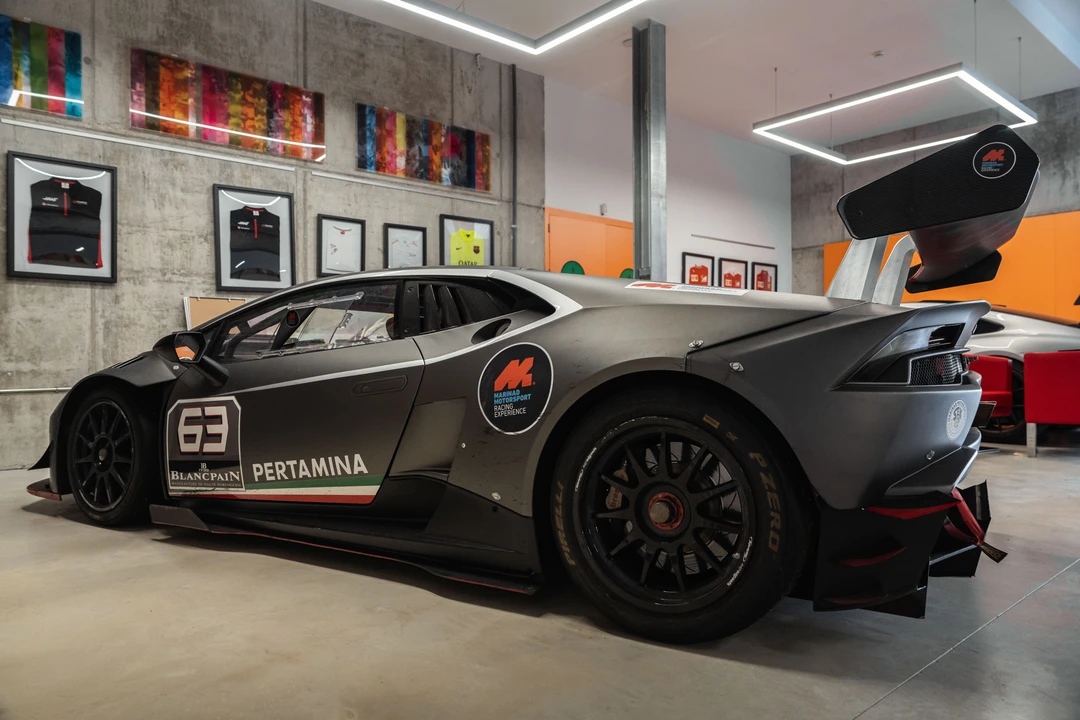 2016 Lamborghini Huracan LP610-4 - Image 4 of 31
