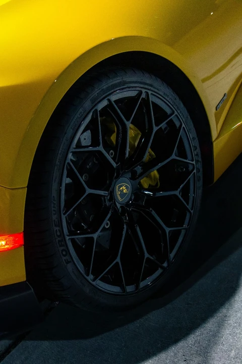 2016 Lamborghini Huracan LP610-4 - Image 8 of 20