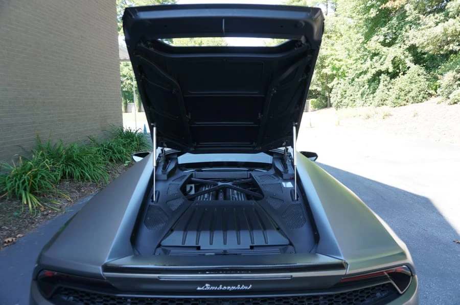 2016 Lamborghini Huracan - Image 25 of 31