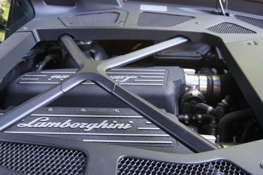 2016 Lamborghini Huracan - Image 21 of 31