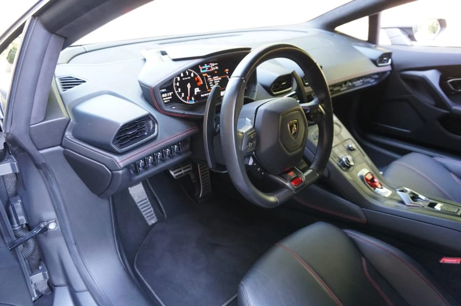 2016 Lamborghini Huracan - Image 6 of 31