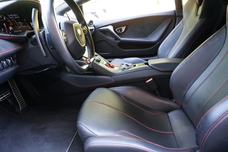 2016 Lamborghini Huracan - Image 7 of 31