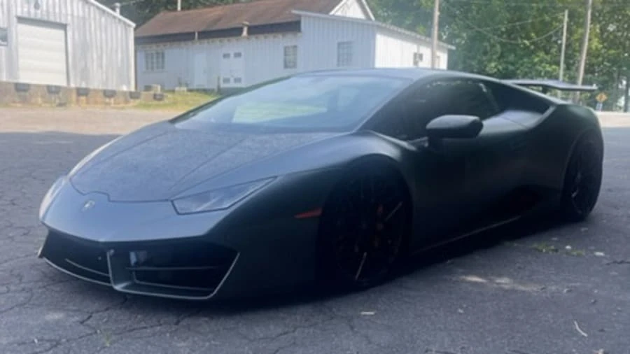 2016 Lamborghini Huracan - Image 15 of 24