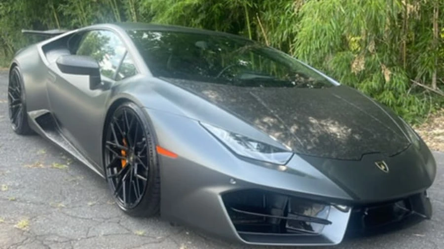 2016 Lamborghini Huracan - Image 19 of 24