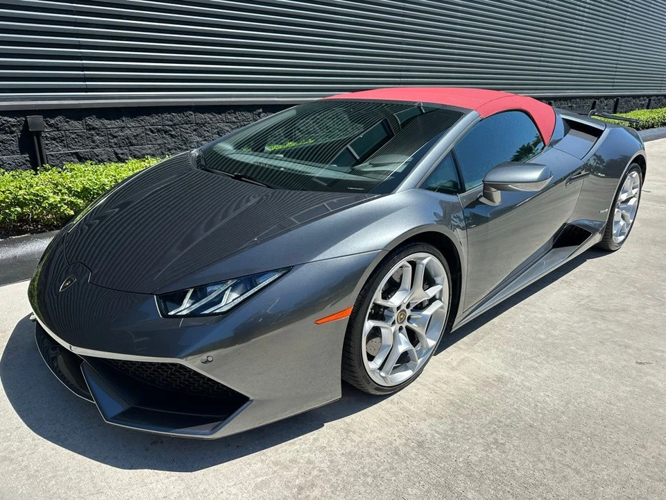 2016 Lamborghini Huracan - Image 7 of 31