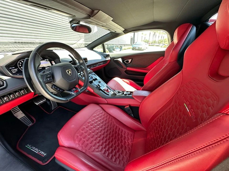 2016 Lamborghini Huracan - Image 4 of 31