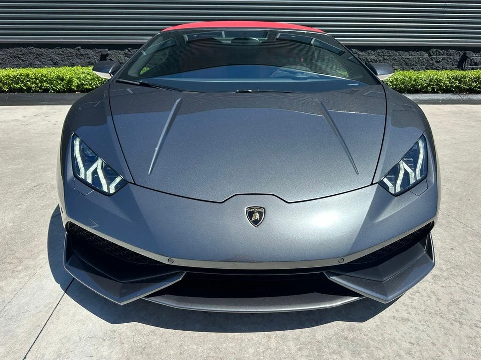 2016 Lamborghini Huracan - Image 8 of 31