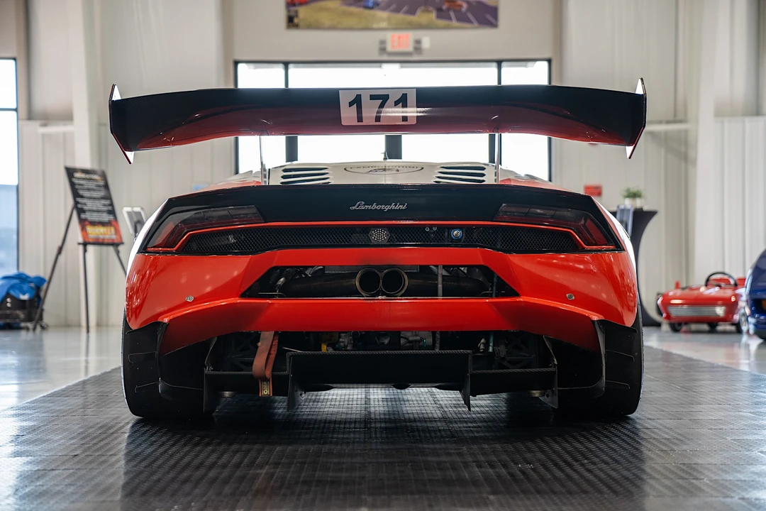 2016 Lamborghini Huracan - Image 6 of 31