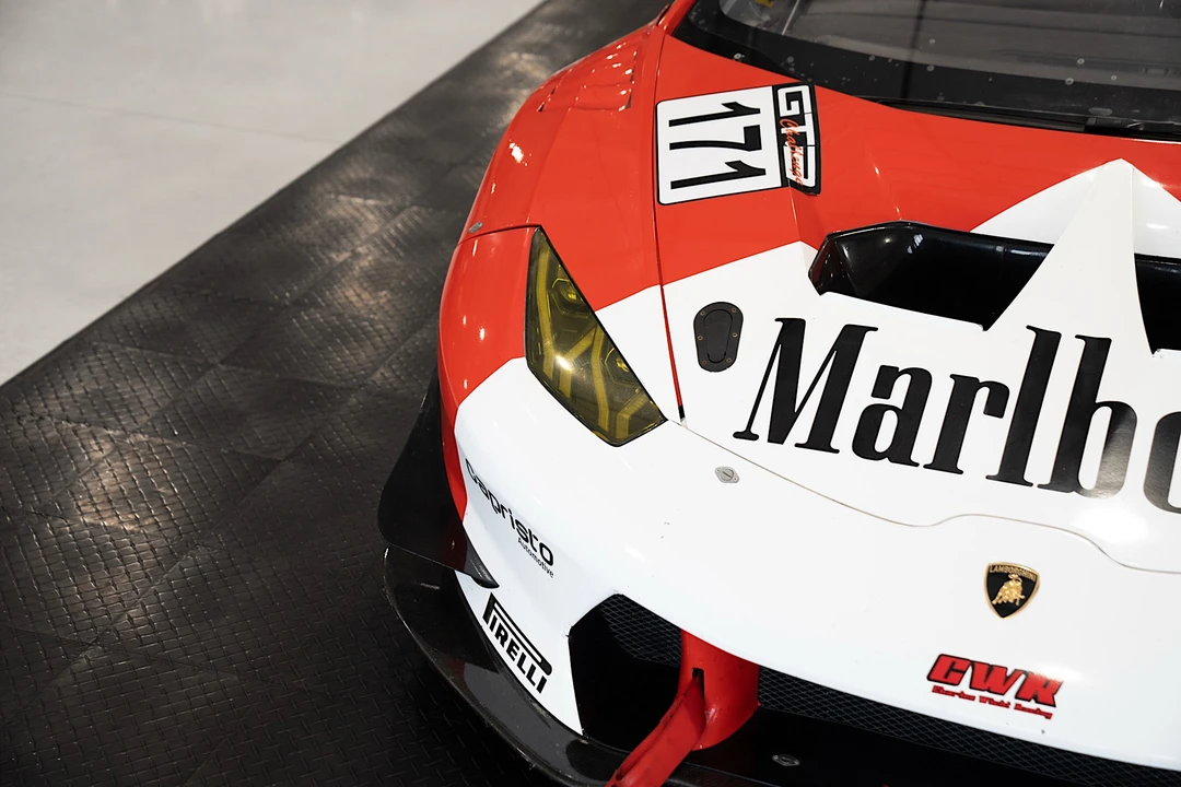 2016 Lamborghini Huracan - Image 20 of 31