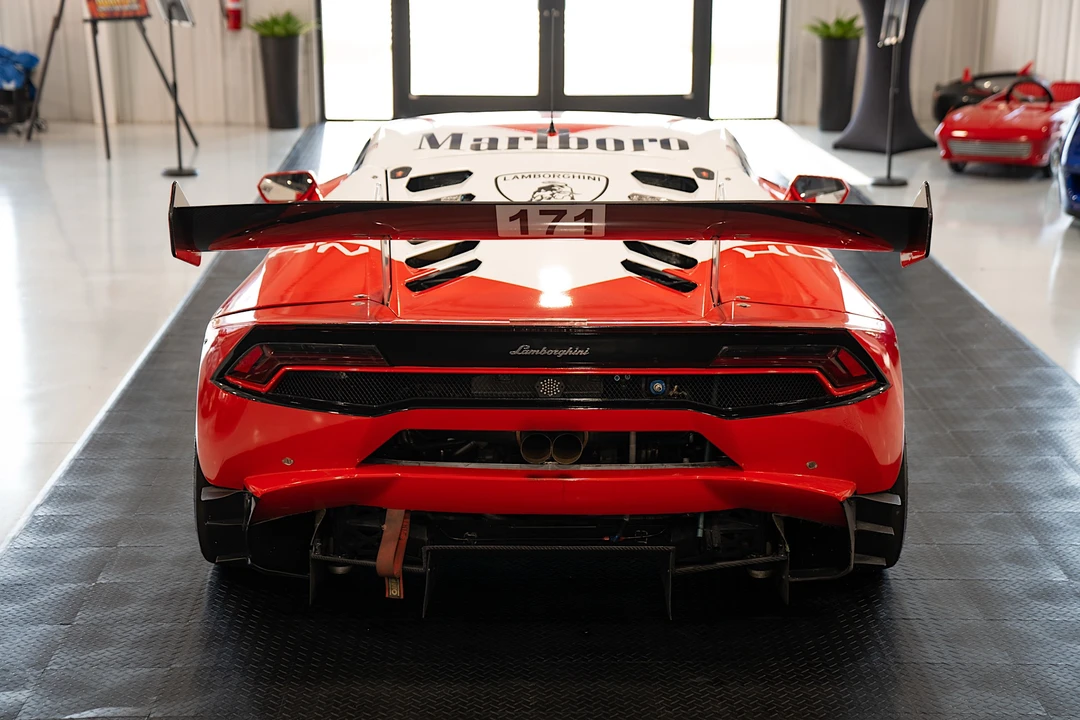 2016 Lamborghini Huracan - Image 15 of 31