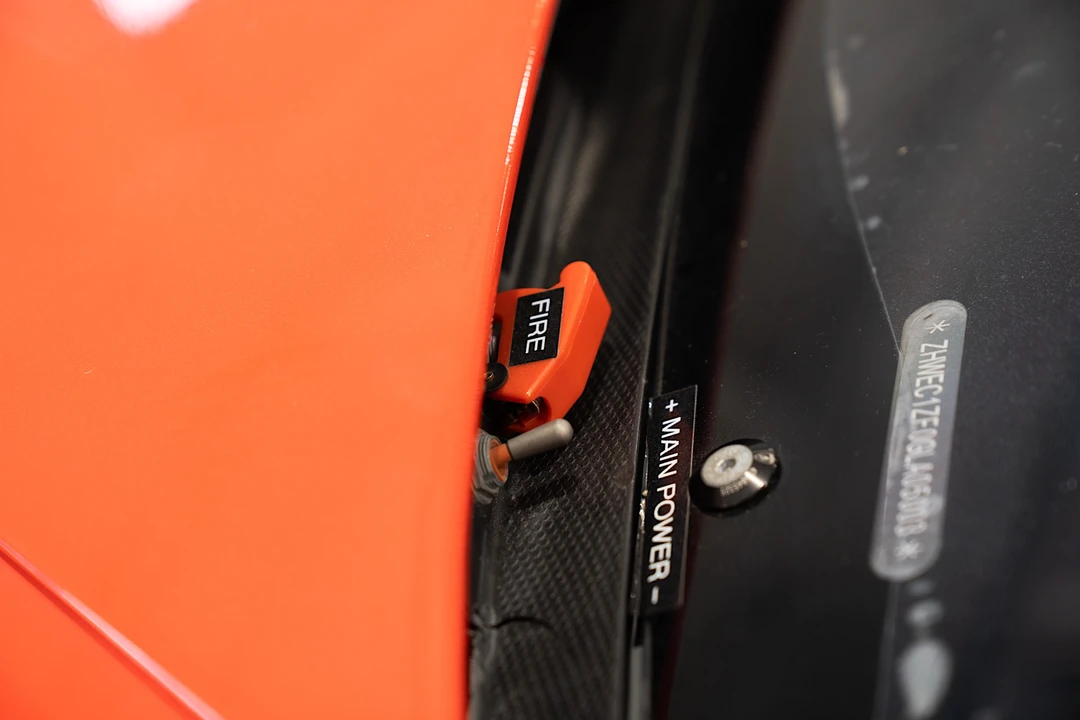 2016 Lamborghini Huracan - Image 29 of 31