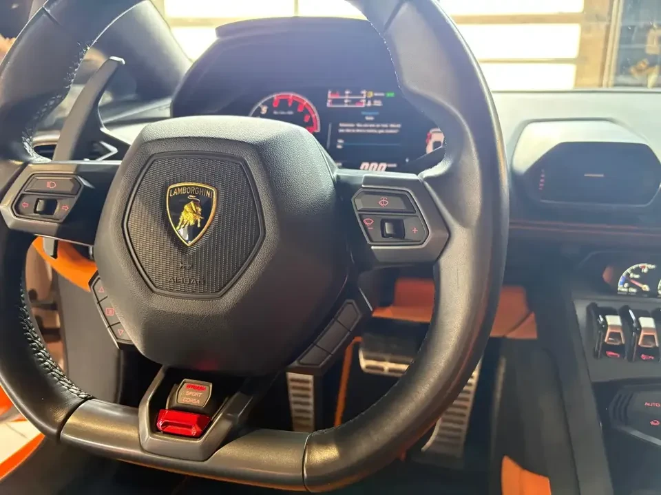 2016 Lamborghini Huracan LP610-4 - Image 13 of 20