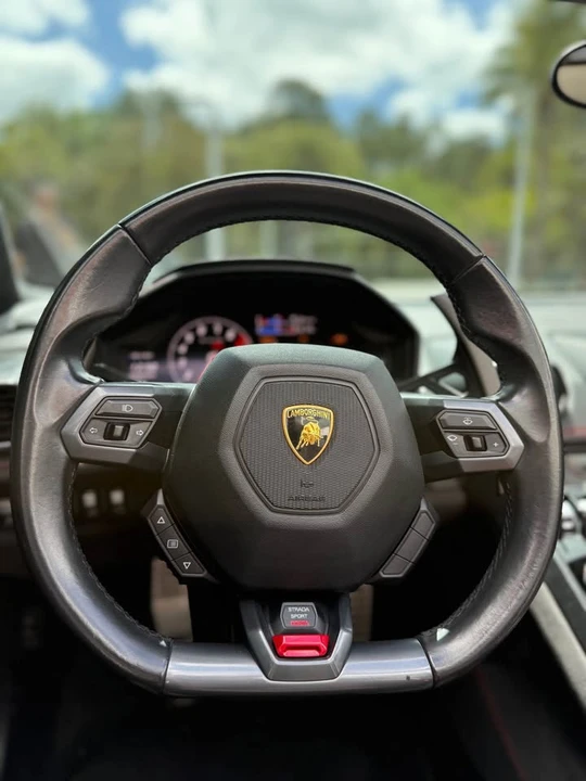 2016 Lamborghini Huracan LP610-4 - Image 4 of 6