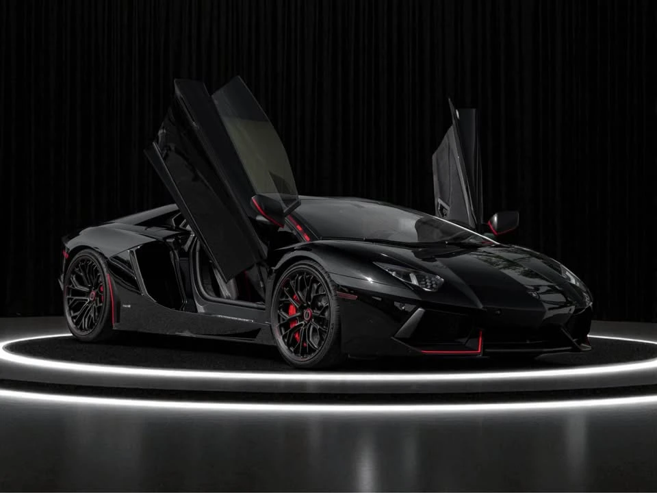 2016 Lamborghini Aventador LP700-4 - Image 11 of 13