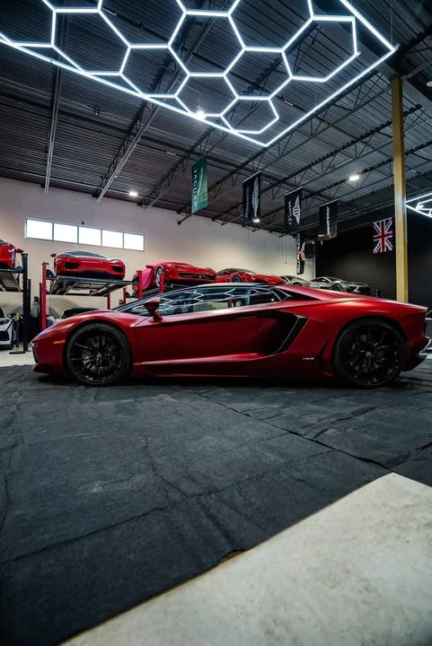 2016 Lamborghini Aventador LP700-4 - Image 5 of 20