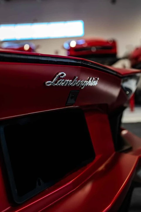 2016 Lamborghini Aventador LP700-4 - Image 14 of 20