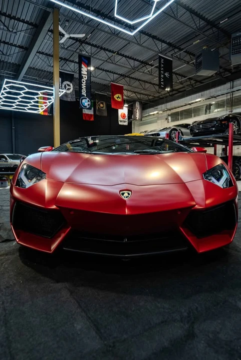2016 Lamborghini Aventador LP700-4 - Image 6 of 20