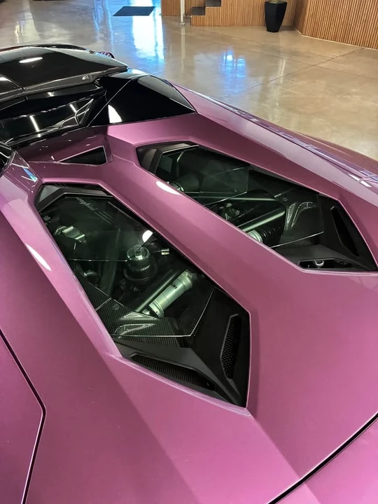 2016 Lamborghini Aventador LP700-4 - Image 6 of 9