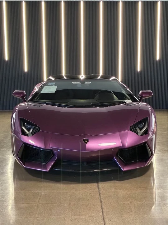 2016 Lamborghini Aventador LP700-4 - Image 2 of 9